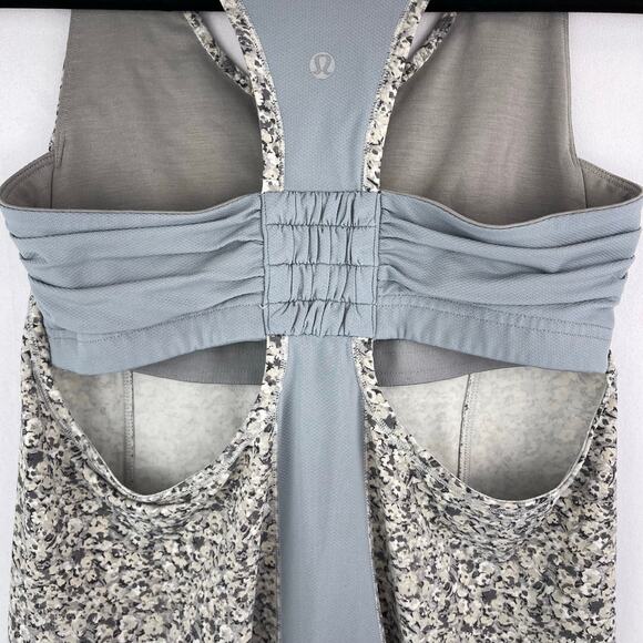Lululemon Tone It Tank Size 6 - Picture 7 of 15